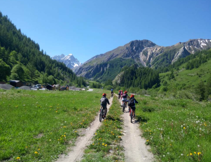 promenade vtt montagne file indienne